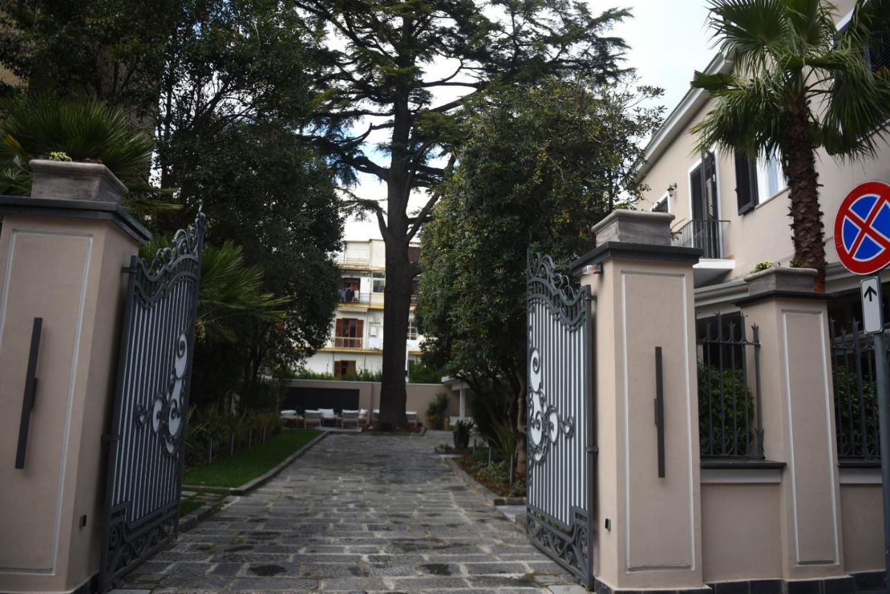 לינה וארוחת בוקר נולה Il Giardino Delle Ninfee מראה חיצוני תמונה